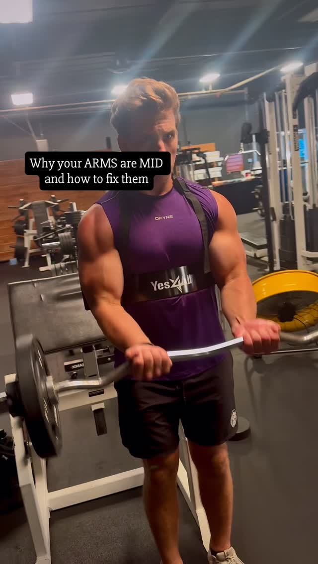 Nick doing curls